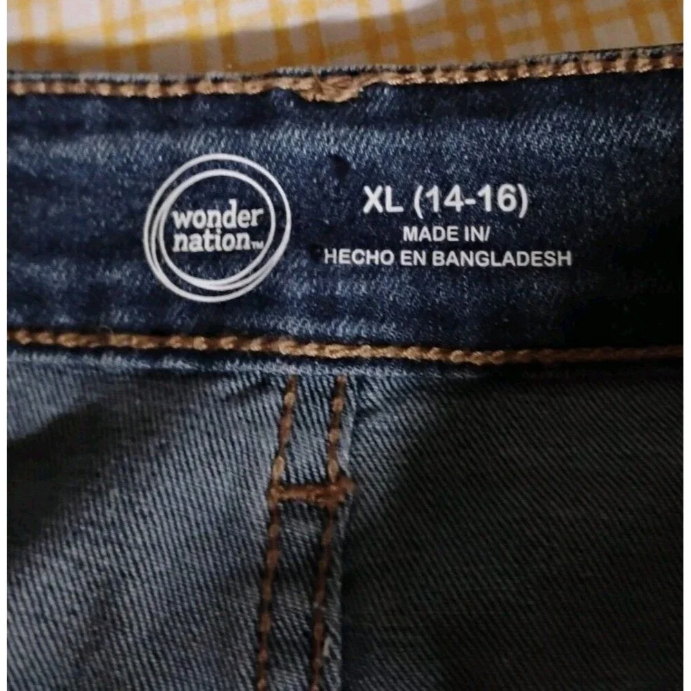 Wonder Nation Size XL Girls Denim Skirt Distressed (14-16)